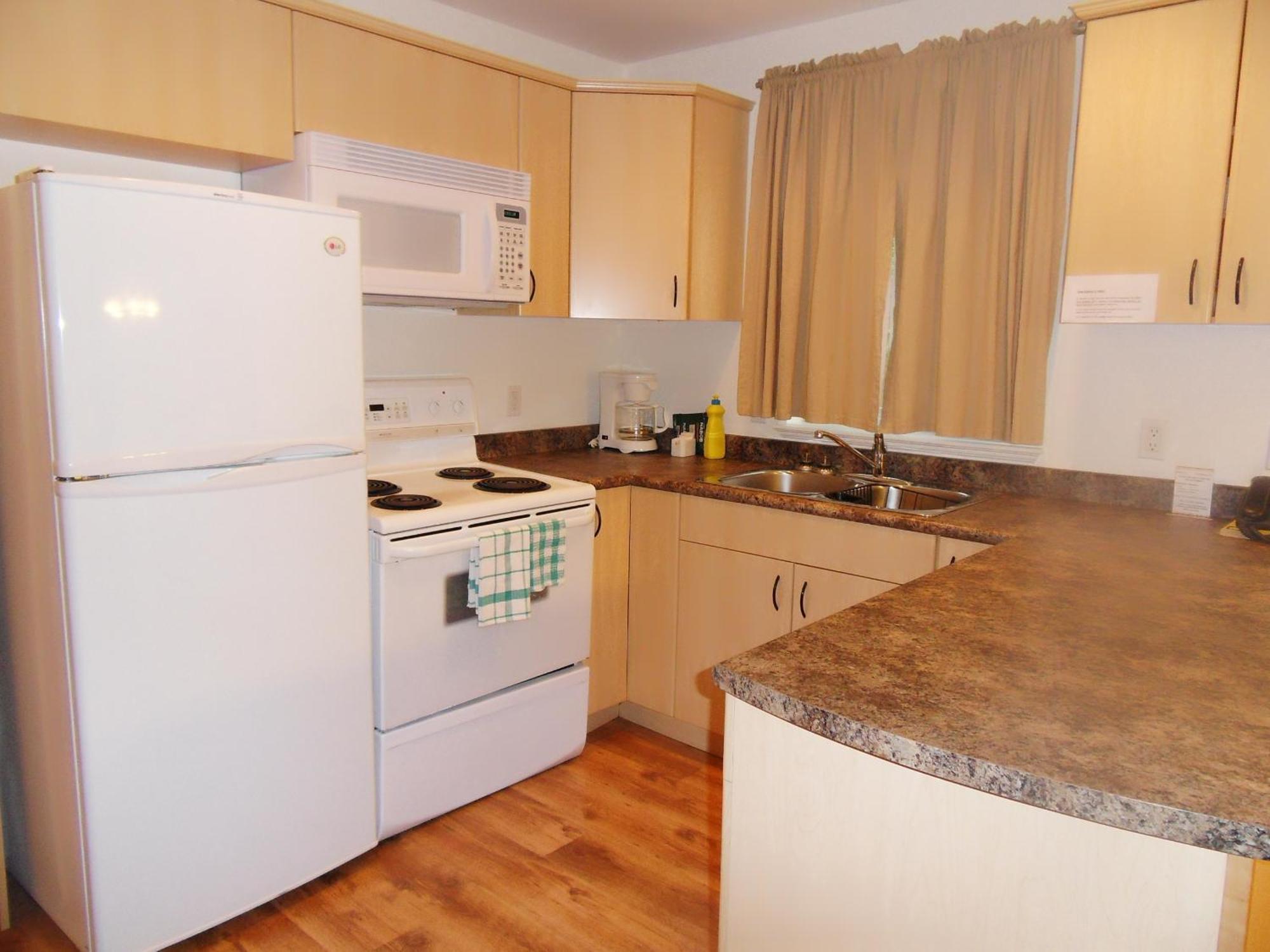 The Hitching Post Motel Пембъртън Екстериор снимка