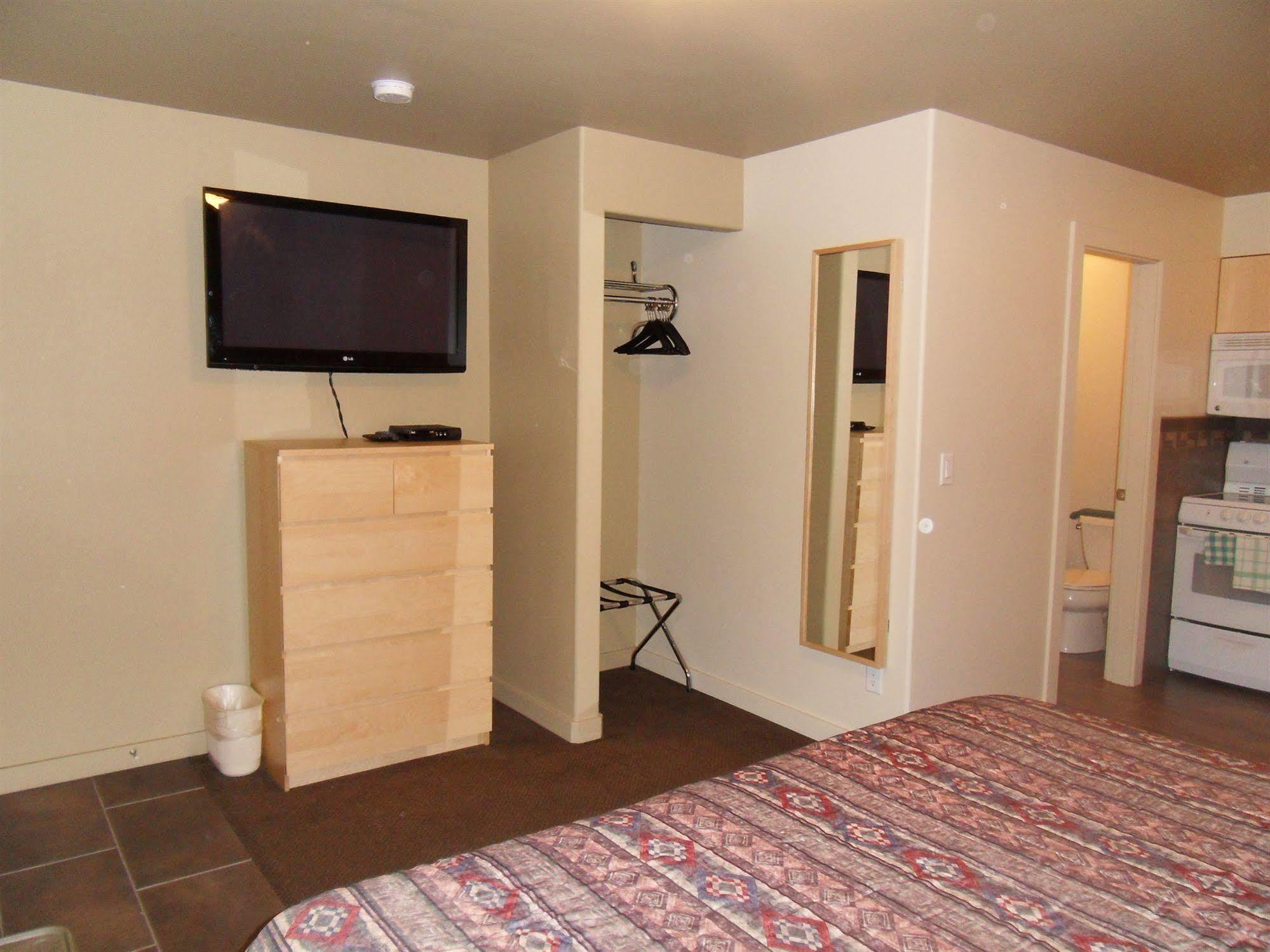 The Hitching Post Motel Пембъртън Екстериор снимка