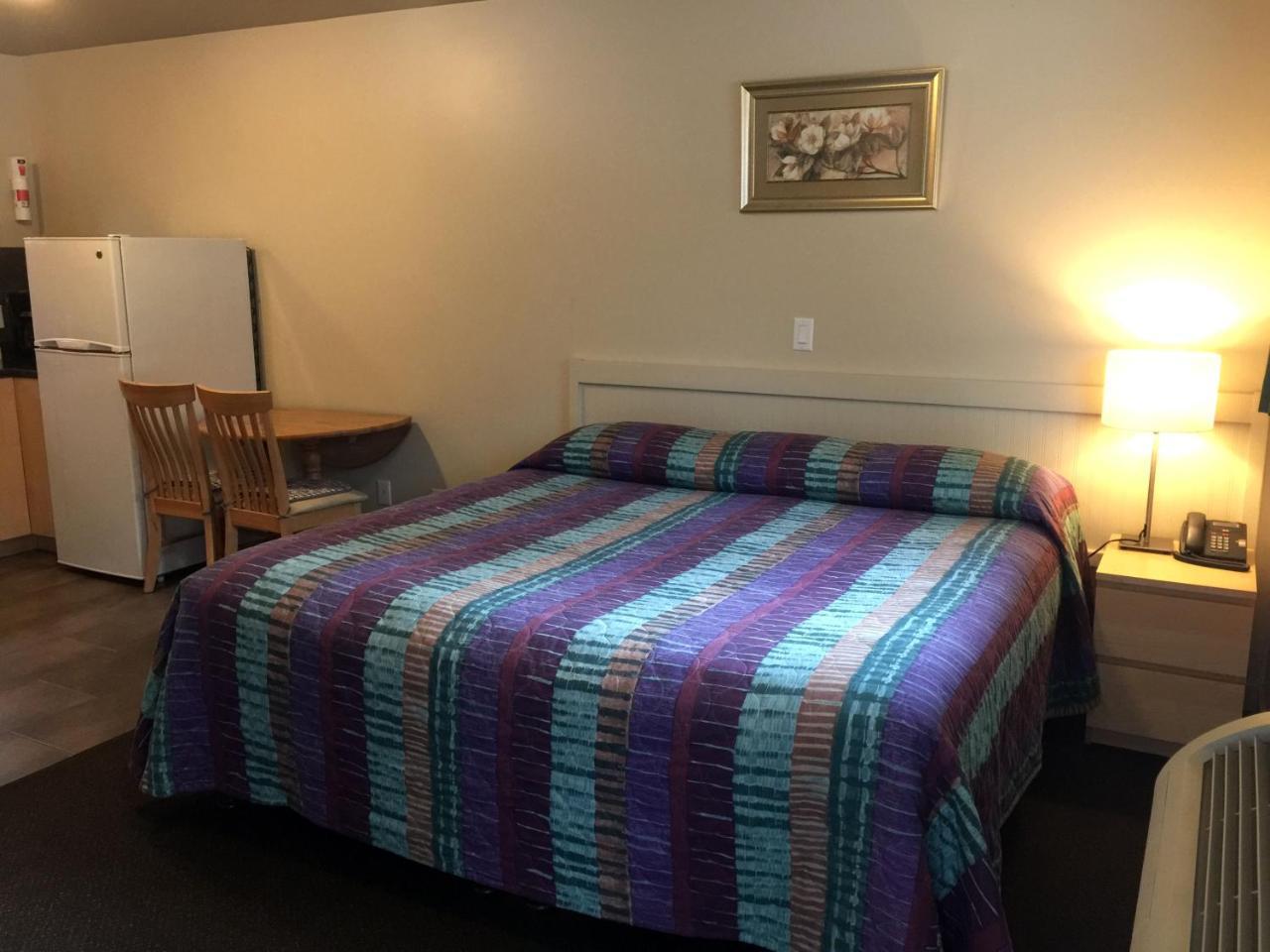 The Hitching Post Motel Пембъртън Екстериор снимка