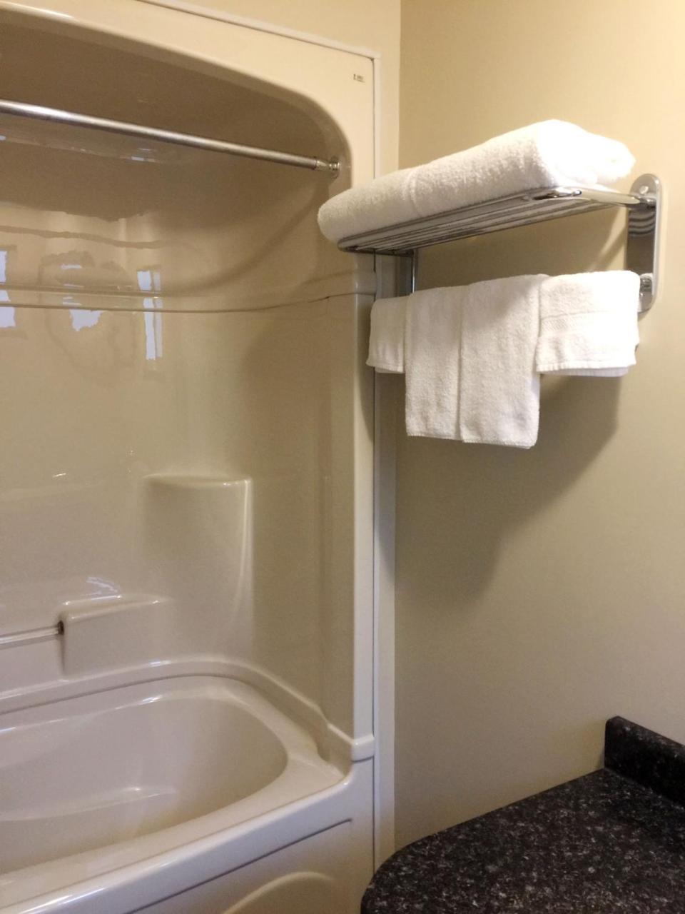 The Hitching Post Motel Пембъртън Екстериор снимка