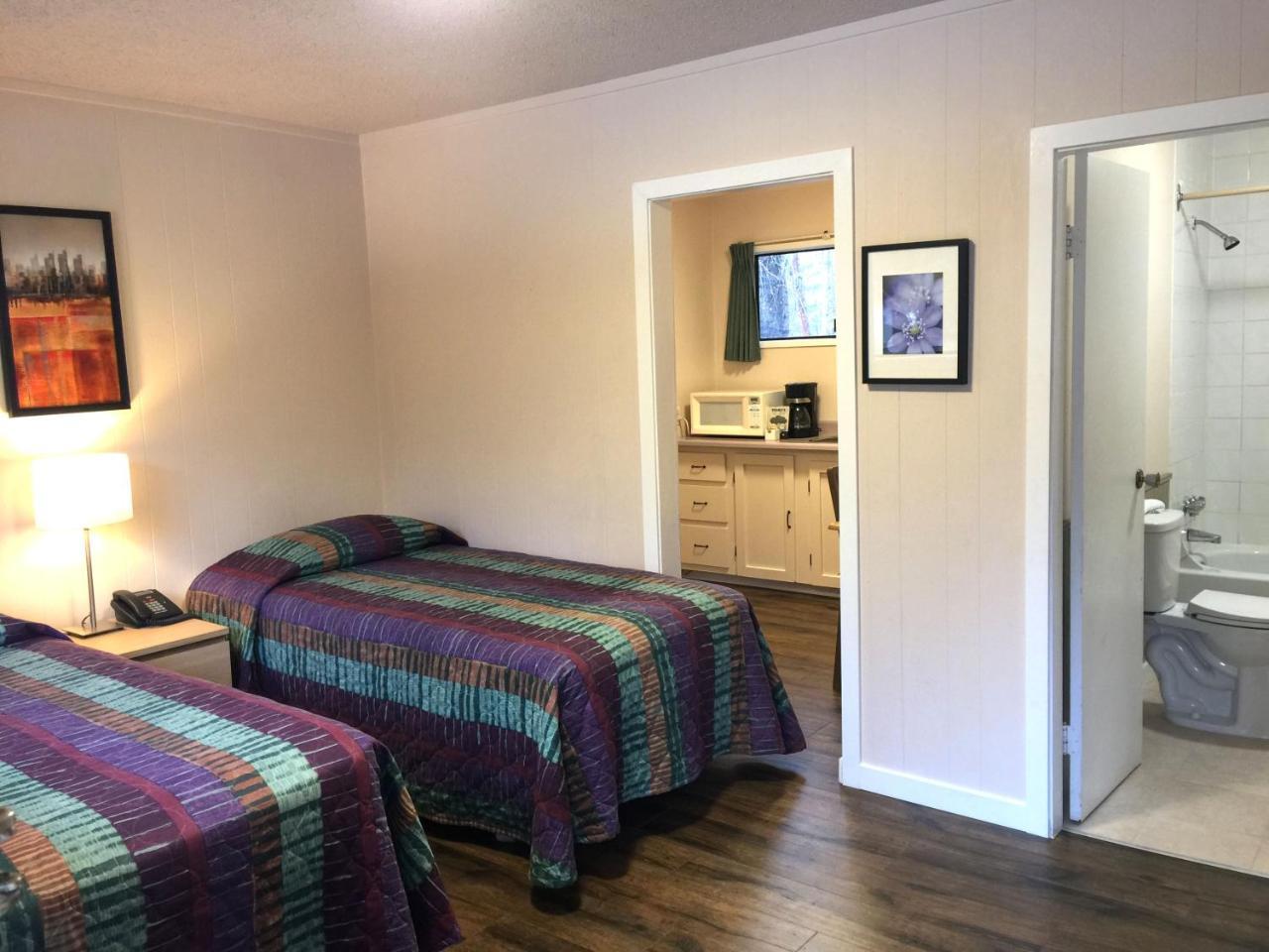 The Hitching Post Motel Пембъртън Екстериор снимка
